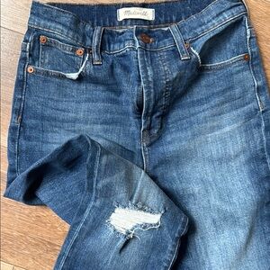 Madewell Blue Vintage crop Jeans with Distressed Detail size 26